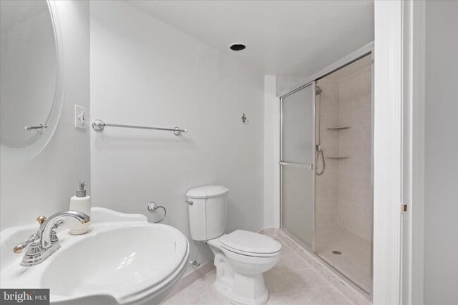 Building Photo - 836 Utterback Store Rd