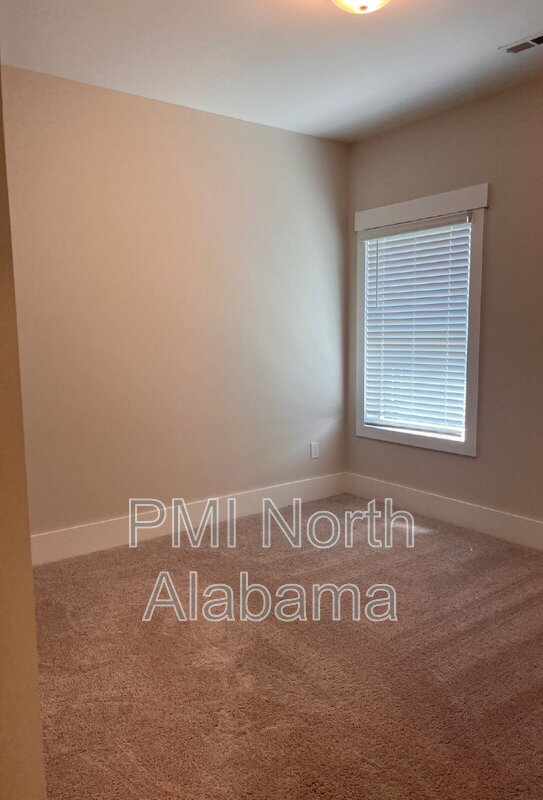Building Photo - 29458 Canoe Cir NW
