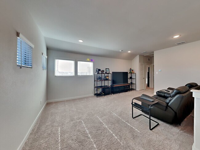 Building Photo - LIKE NEW HOME BUILT IN 2024 IN HIGHLY SOUGHT AFTER MADERO ADDITION IN HASLET