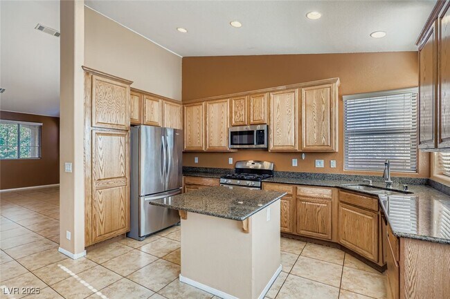 Building Photo - 264 Quail Ranch Dr