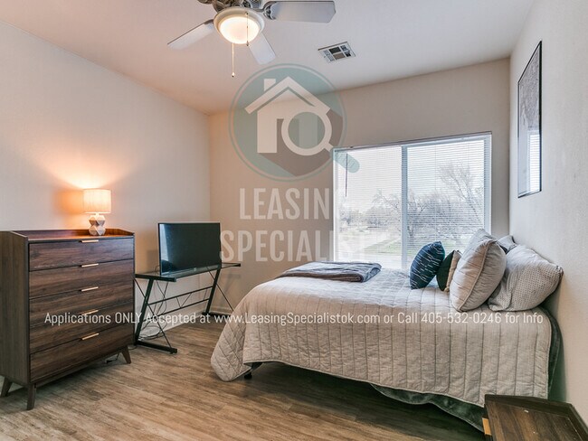 Building Photo - HALF OFF 1ST MONTHS RENT MOVE - IN SPECIAL...