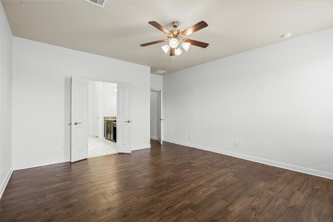 Building Photo - 10126 N Whimbrel Cir