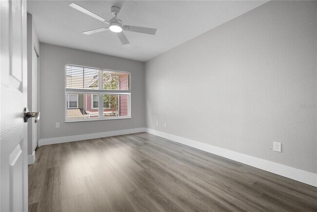 Building Photo - 4007 Venetian Bay Dr