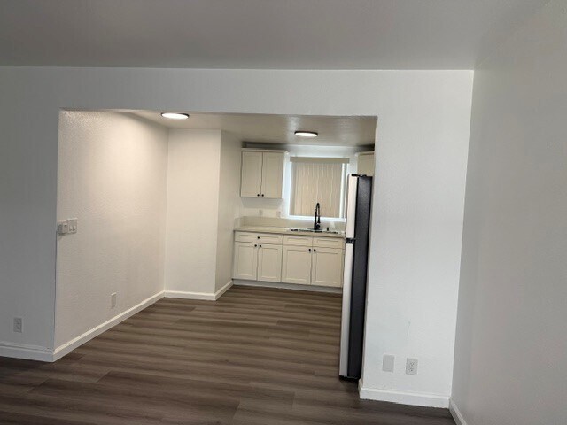 Building Photo - 448 W 87th St