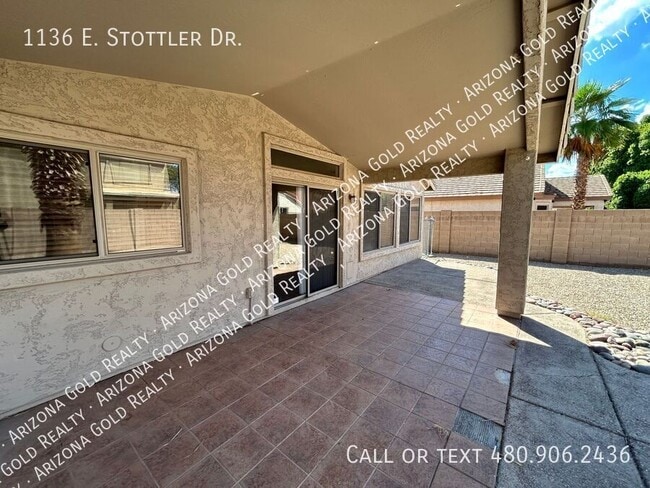 Building Photo - 1136 E Stottler Dr