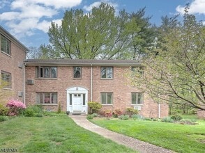 Building Photo - 57C Troy Dr