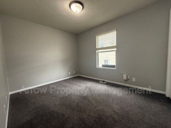 Building Photo - 808 Peach St