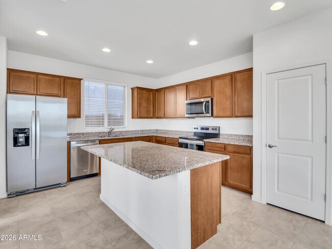 Building Photo - 16456 W Whispering Wind Dr