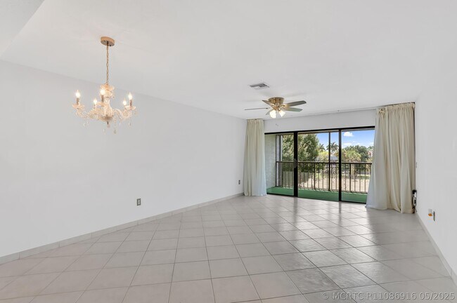Building Photo - 4290 Deste Ct