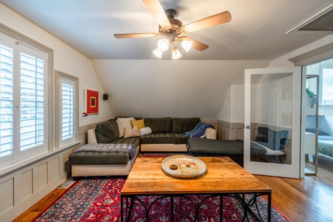 Building Photo - 10098 Wasatch Blvd