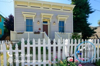 Building Photo - Vallejo Heritage District Home