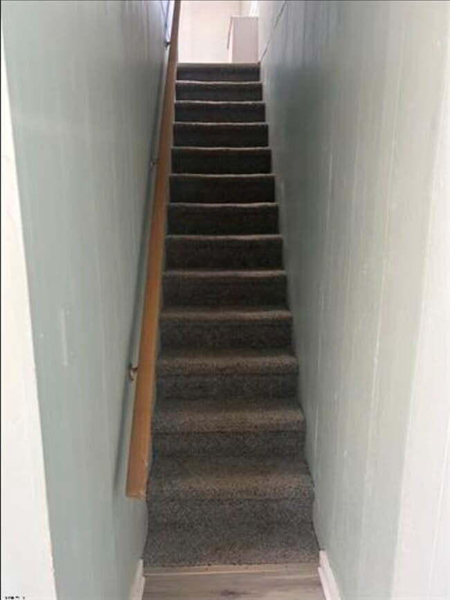 Building Photo - 32 S Bellevue Ave