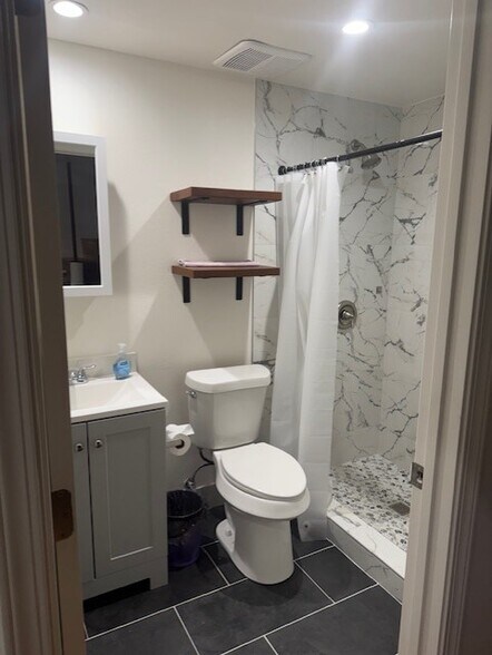 Building Photo - 17014 Calahan St