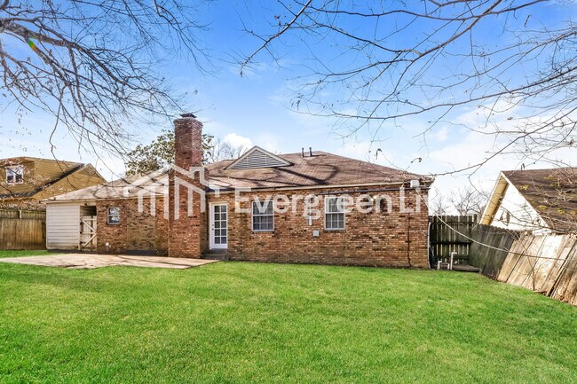 Building Photo - 4054 Beachamp Cove