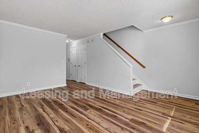 Building Photo - 6248 Lucille Dr