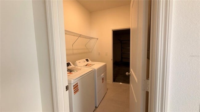 Building Photo - 9628 Westside Hls Dr