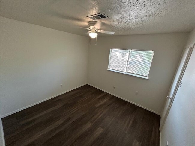 Building Photo - 20171 Newmint Ct