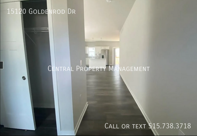 Building Photo - 15120 Goldenrod Dr