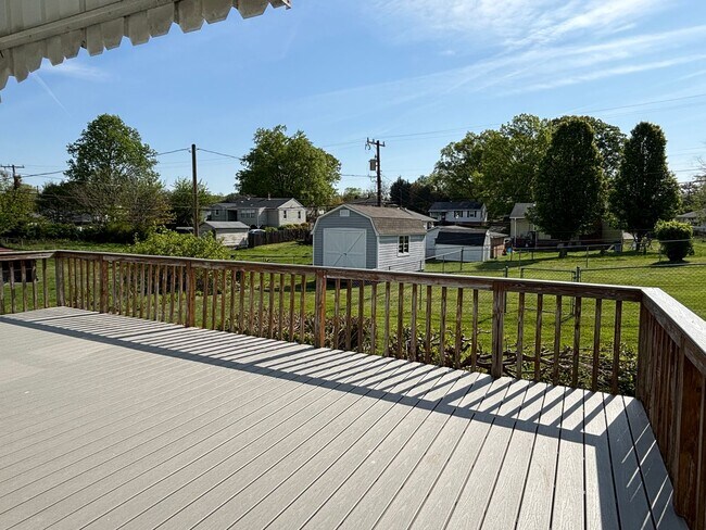 Building Photo - 3 BR House near Moses Cone Hospital