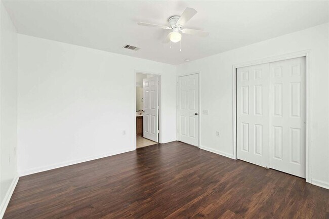 Building Photo - 12409 Sky Harbor Dr
