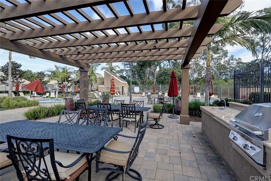 Building Photo - 22 Latitude Ct