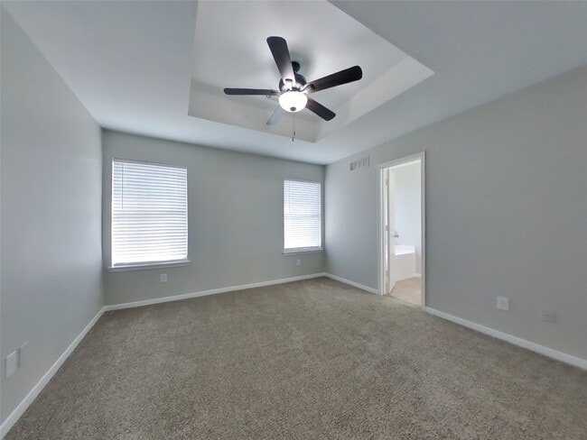 Building Photo - 21918 Willow Shade Ln