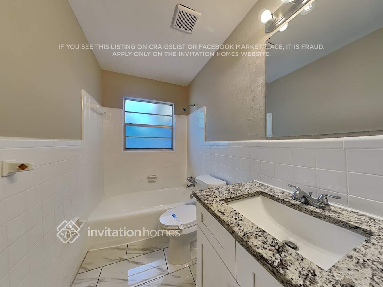 Building Photo - 3944 Porpoise Dr SE