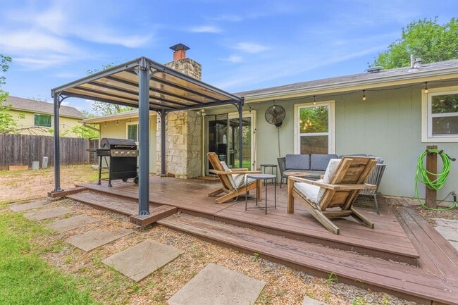 Building Photo - 5804 Brook Valley Dr