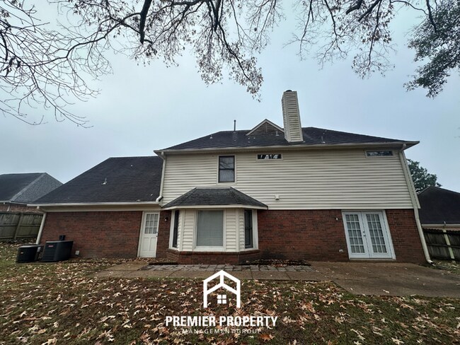 Building Photo - 8842 Aspen View Cove