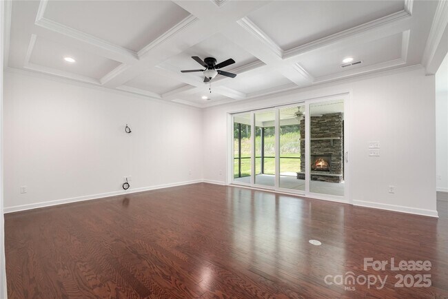 Building Photo - 2567 Cornelius Pl NW