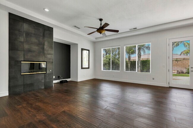 Building Photo - 79736 Castille Dr