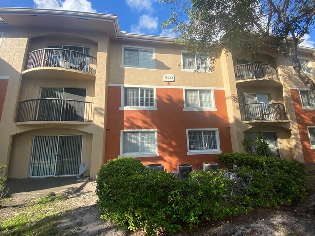 Building Photo - 4155 N Haverhill Rd