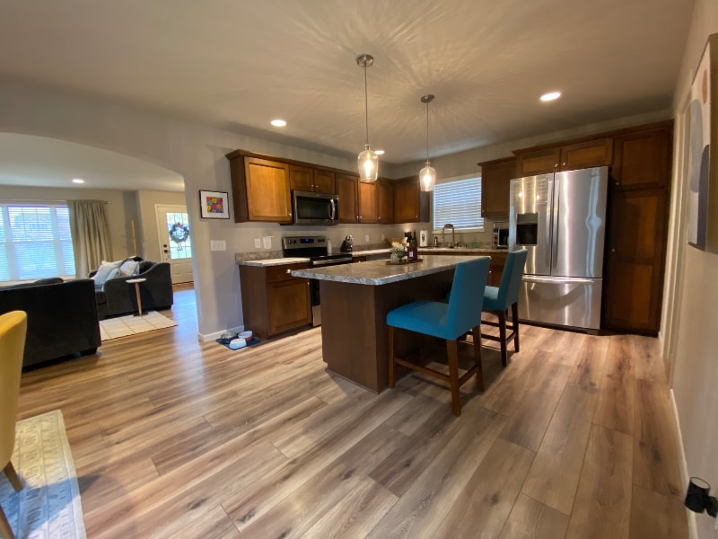 Building Photo - 204 Sugar Maple Ln