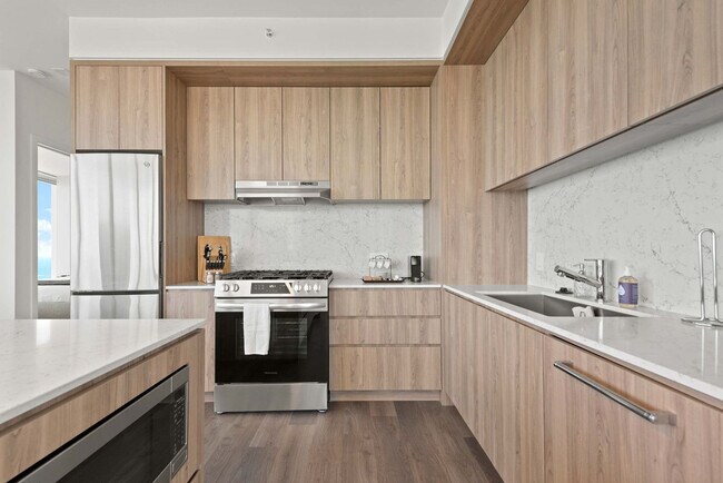 Building Photo - 1000 S Michigan Ave