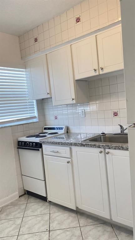 865 SE 20th Ave 865 SE 20th Ave - 865 Se 20th Ave Deerfield Beach Fl Building Photo 