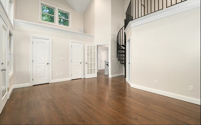 Building Photo - 109 Taft Crescent