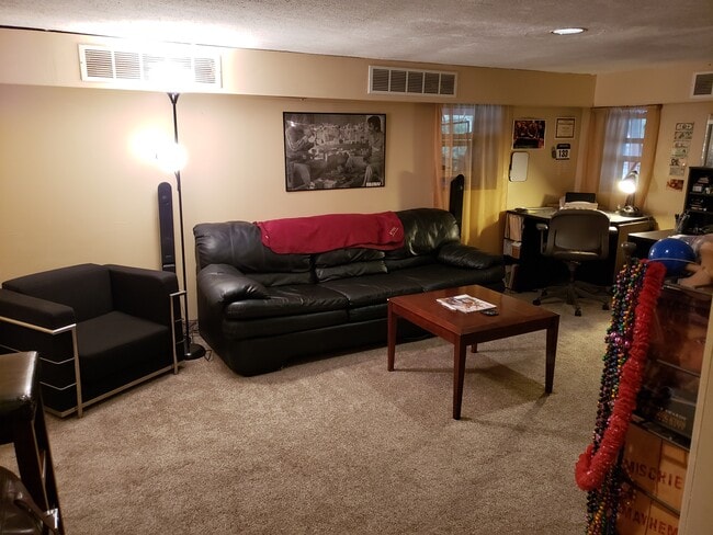 Building Photo - 295 Prospect Ave