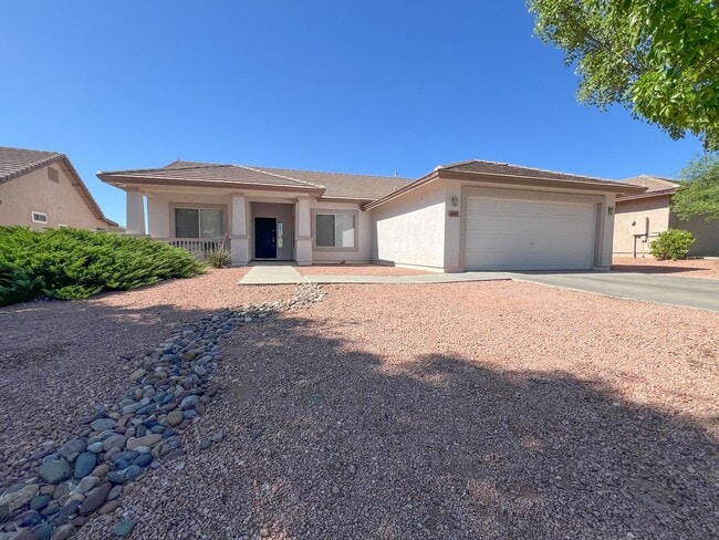 Building Photo - HOUSE-COTTONWOOD- GYM/POOL - DEL WEB COTTO...