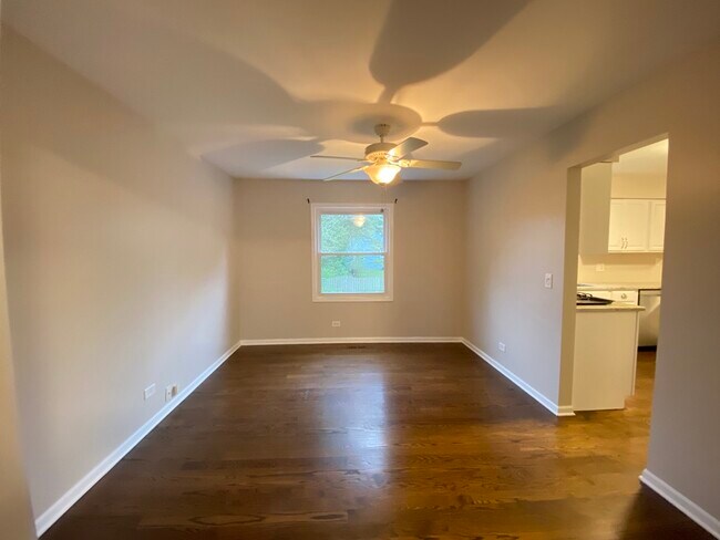 Building Photo - 1332 Culpepper Dr