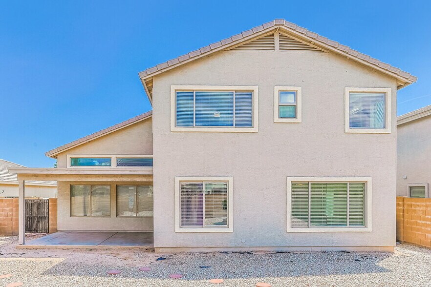 Building Photo - 35350 N Bandolier Dr