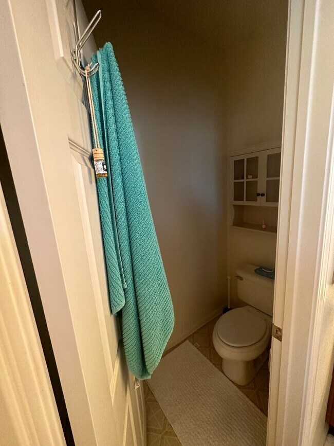 Building Photo - Stunning 3-Bedroom, 2.5-Bath Townhome in the Heart of Torrey Highlands – A Must-See!