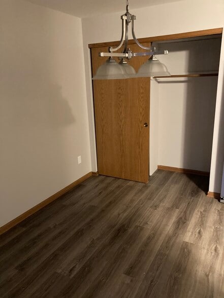 Storage in kitchen - 4887 Easy St