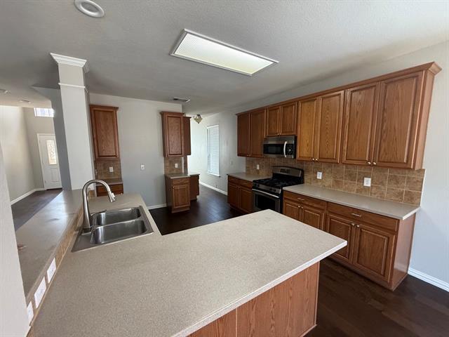 Building Photo - 9904 Sourwood Dr