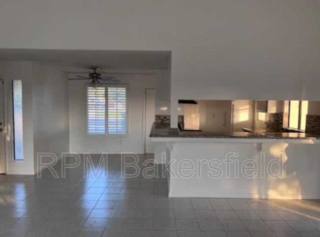 Building Photo - 2851 Van Buren Pl