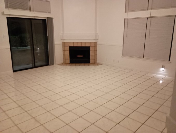Building Photo - 9627 Dugas Dr