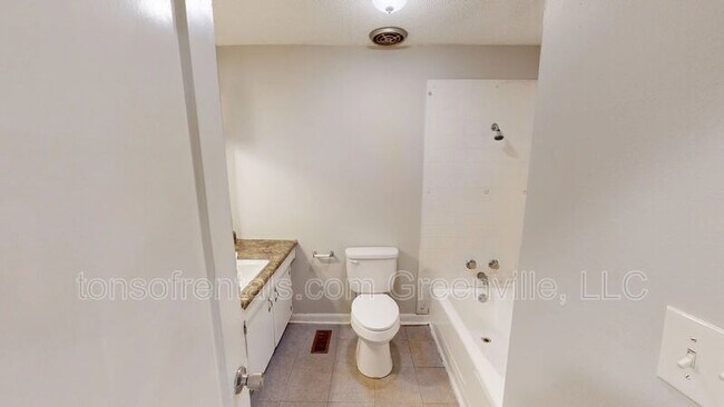 Building Photo - 362 Ammons Rd