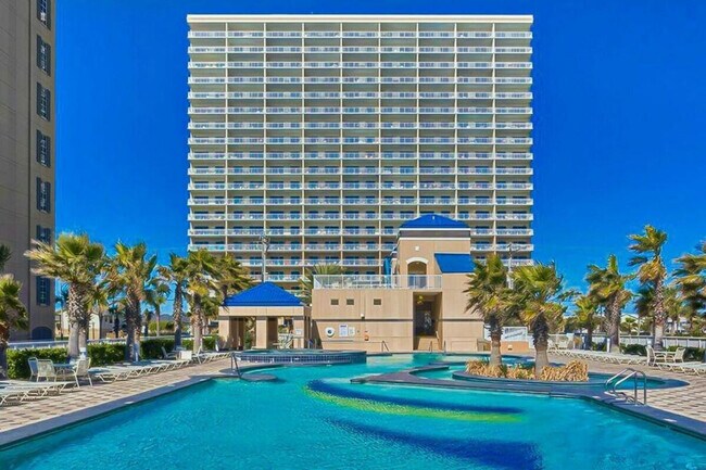 Building Photo - 1010 W Beach Blvd