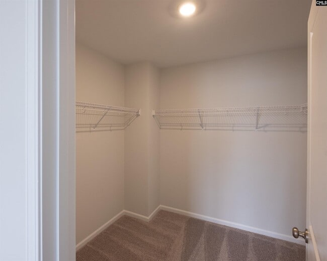 Building Photo - 921 S Desert Orch Ln