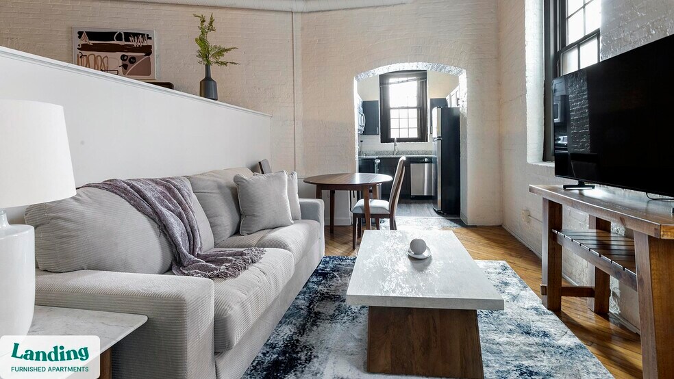 Building Photo - 121 S Fremont Ave