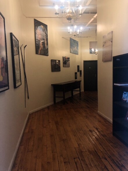 Primary Photo - 1415 Kemper St